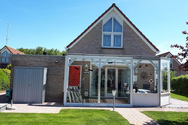 Ferienhaus für 6 Personen, mit Terrasse und Garten in Breskens