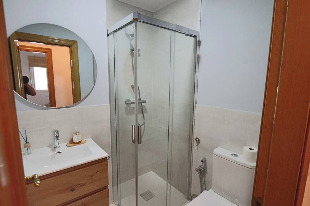 Apartamento entero, Bonitas vistas al mar en primera línea de playa - parking privado in Castell de Ferro, Gualchos