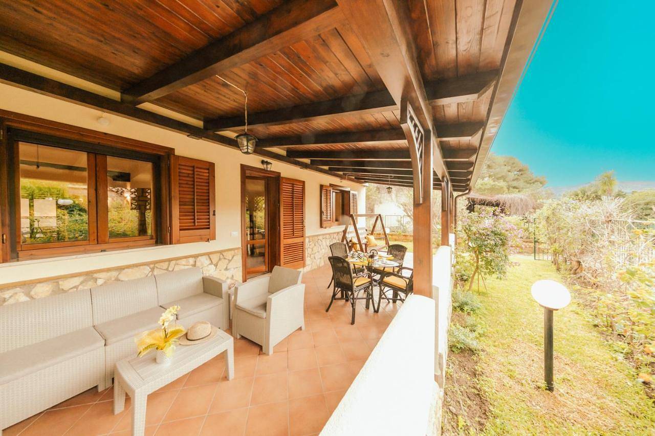 Villa Seaside in Spiaggia (Campofelice di Roccella), Campofelice di Roccella
