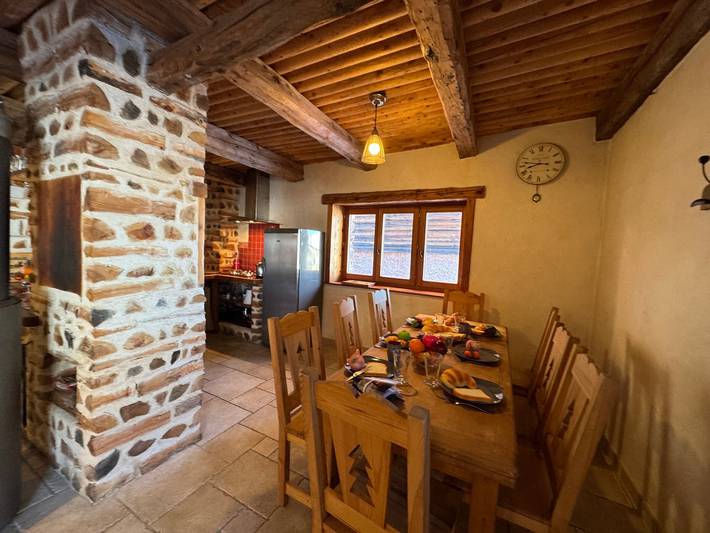 Gîte pour 7 personnes, avec balcon dans Office De Tourisme De Vars - 3