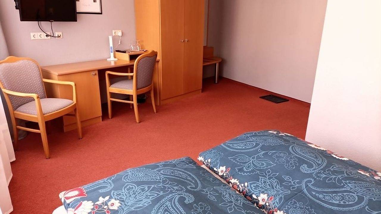 Doppelzimmer für 2 Personen (15 m²) in Tettnang in Tettnang, Region Bodensee-Oberschwaben