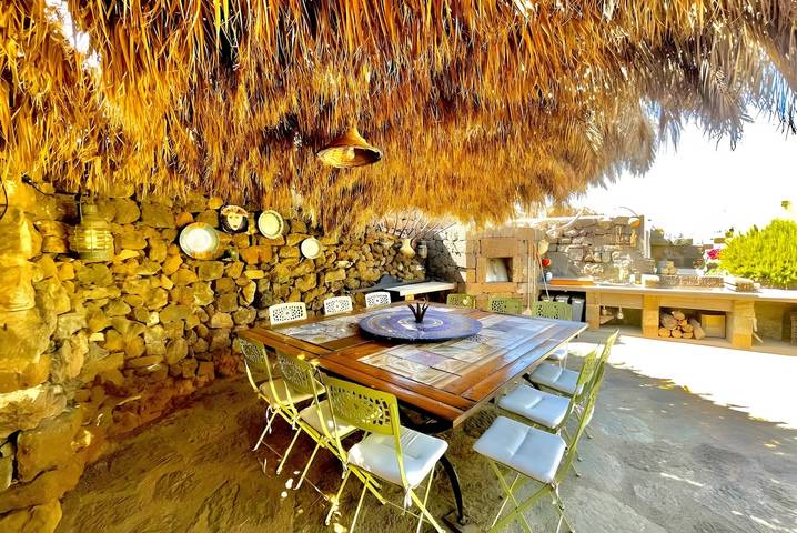 Ferienhaus 'Dammuso Civulia Pantelleria' mit privater Terrasse, Wlan und Klimaanlage in Pantelleria, Trapani Provinz