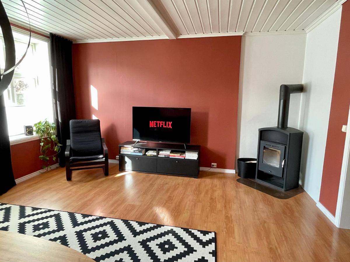 Ganze Wohnung, Sentral og fargerik bygårdsleilighet in Halden