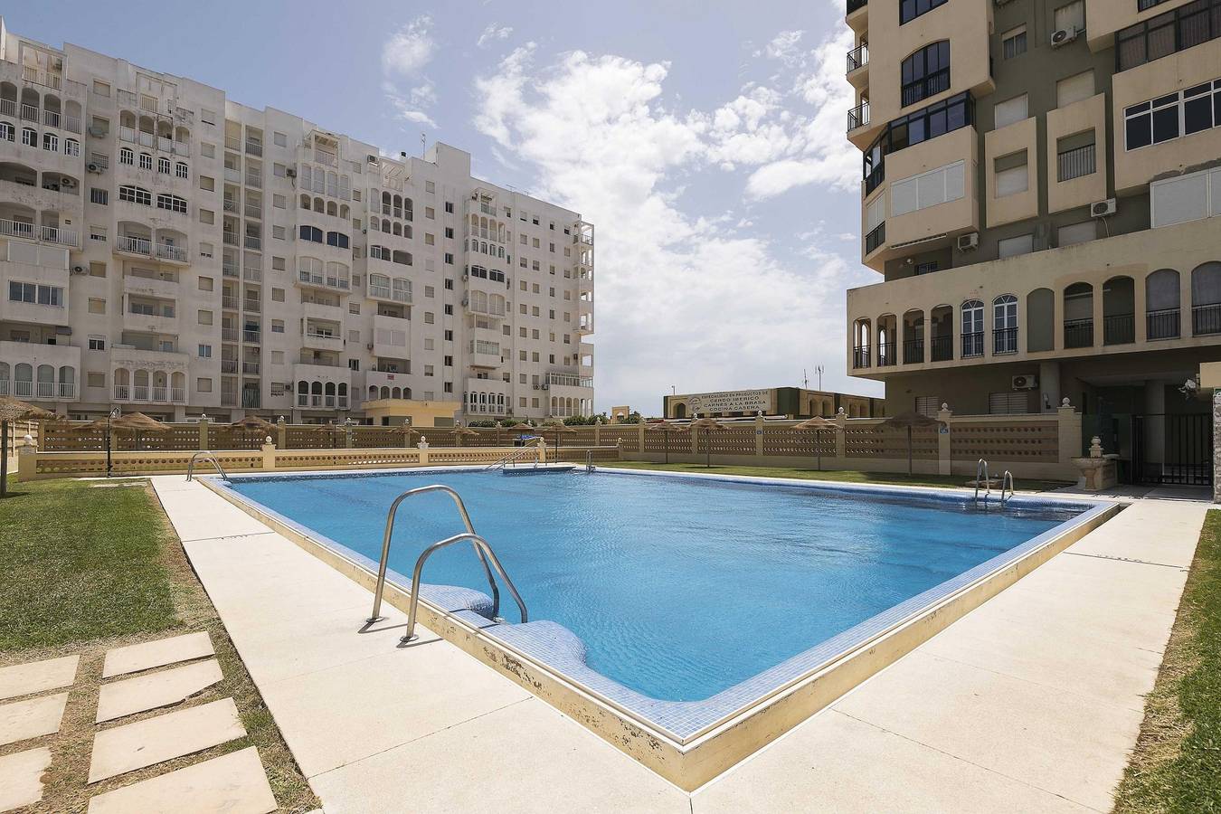 Appartement entier, Bahia Blanca - Cozy flat with sea views and free wifi in Valdelagrana, El Puerto de Santa María