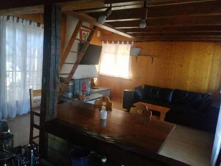 Gîte pour 5 personnes, avec terrasse et jardin à Sion - 2