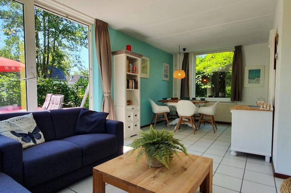 Bungalowpark Mooyeveld — Dune Bungalow 113 für 5 Personen, 2 Schlafzimmer in Egmond-Binnen, Niederländische Nordsee
