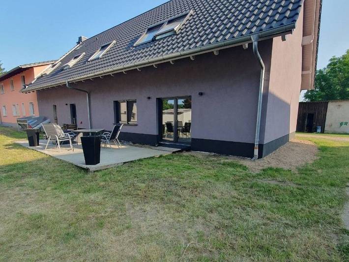 Ferienwohnung für 5 Personen, mit Terrasse und Garten, kinderfreundlich in Burg (Spreewald)
