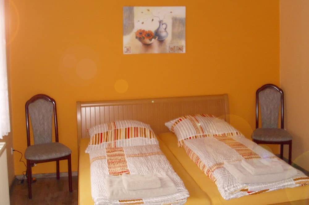 Ferienhaus zwischen großem Goitzschesee und Mühlfeldsee in Löbnitz, Nordsachsen