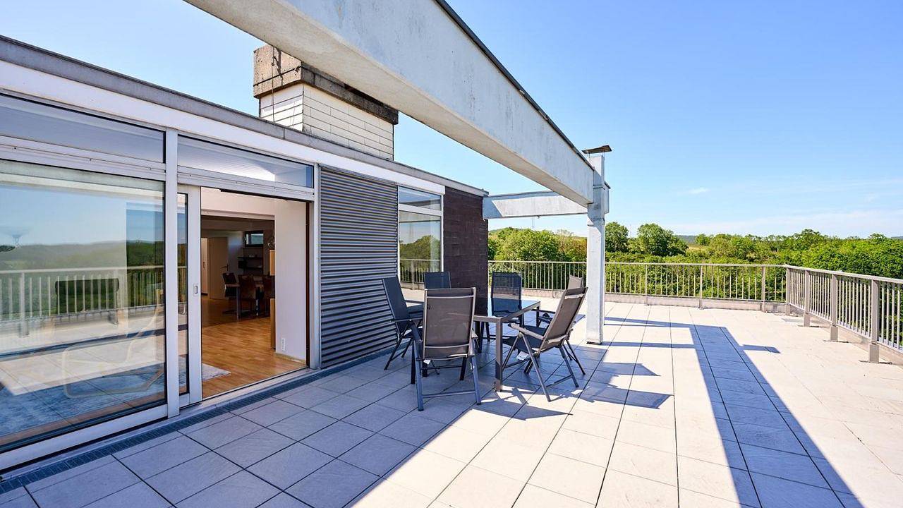 Geheel vakantieappartement, Vakantieappartement voor 4 personen met balkon in Daun, Vulkaan-Eifel
