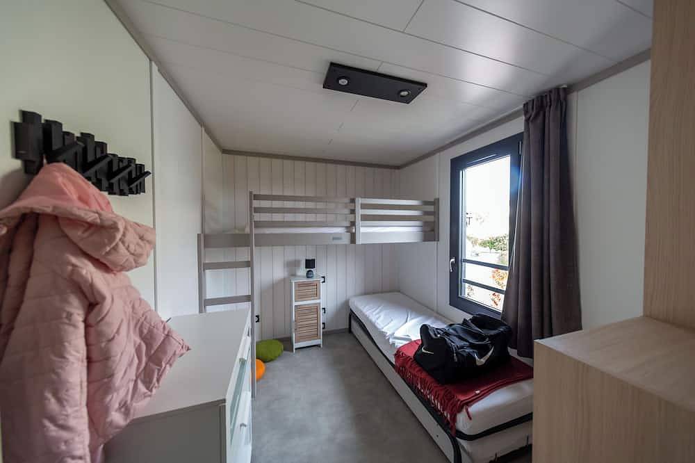 Comfortable cottage on a very quiet estate, rest assured in Pomérols, Côte d'Améthyste