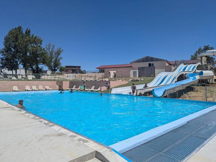 Location de vacances pour 8 personnes, avec Jacuzzi et Terrasse ainsi que Jardin et Piscine à Saint-Papoul - 3