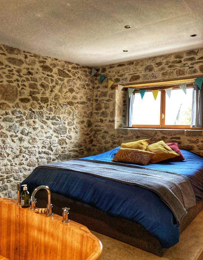 Location de vacances pour 2 personnes, avec balcon et jardin à Saint-Martial-Entraygues - 2