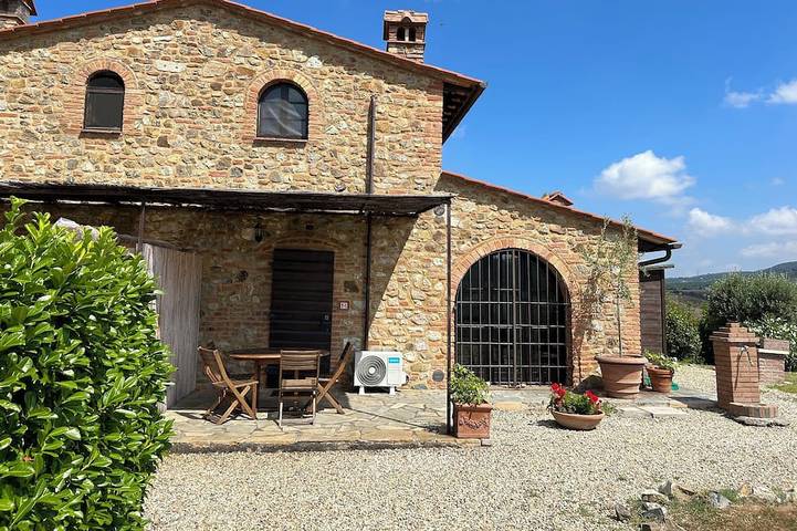Bauernhof für 6 Personen, mit Terrasse und Garten sowie Pool in Gambassi Terme