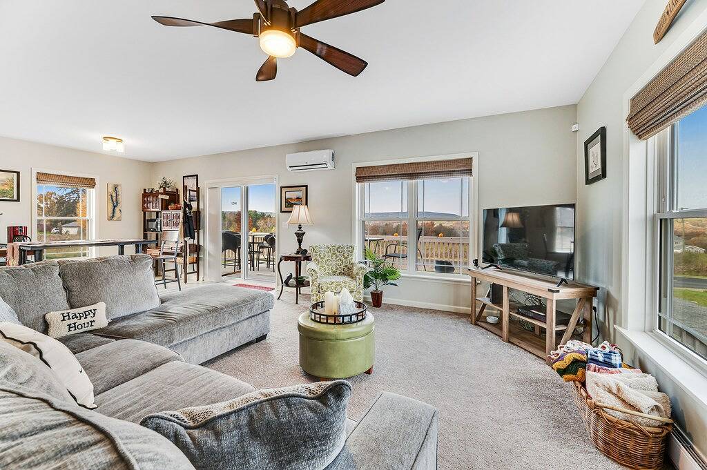 Private, well-appointed home with lake views, deck - near wine trails in Keuka Lake