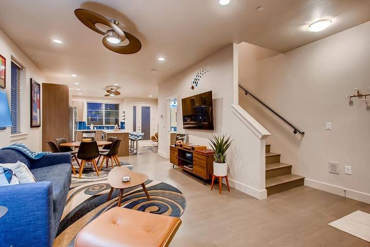 Vacation rental for 8 people, with balcony and hot tub, with pets in Fort Collins