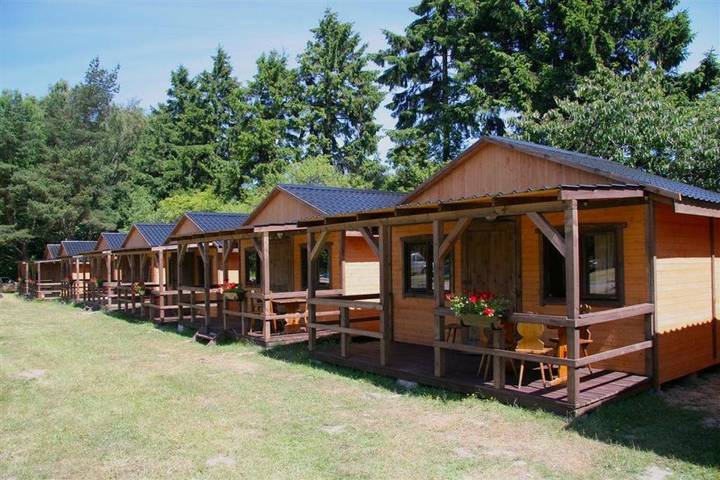 Camping für 4 Personen, mit Terrasse in Pommern - 2