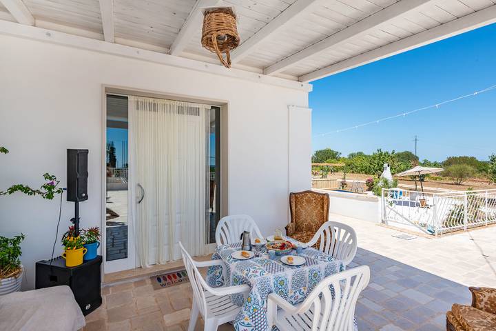 Location de vacances pour 7 personnes, avec terrasse et piscine, animaux acceptés à Martina Franca - 3