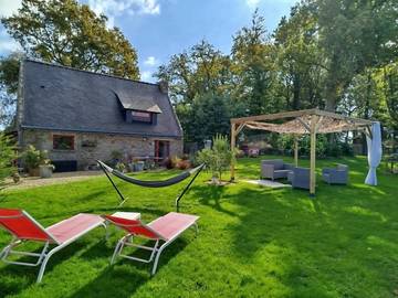 Gîte pour 4 personnes, avec jardin et terrasse à Languidic