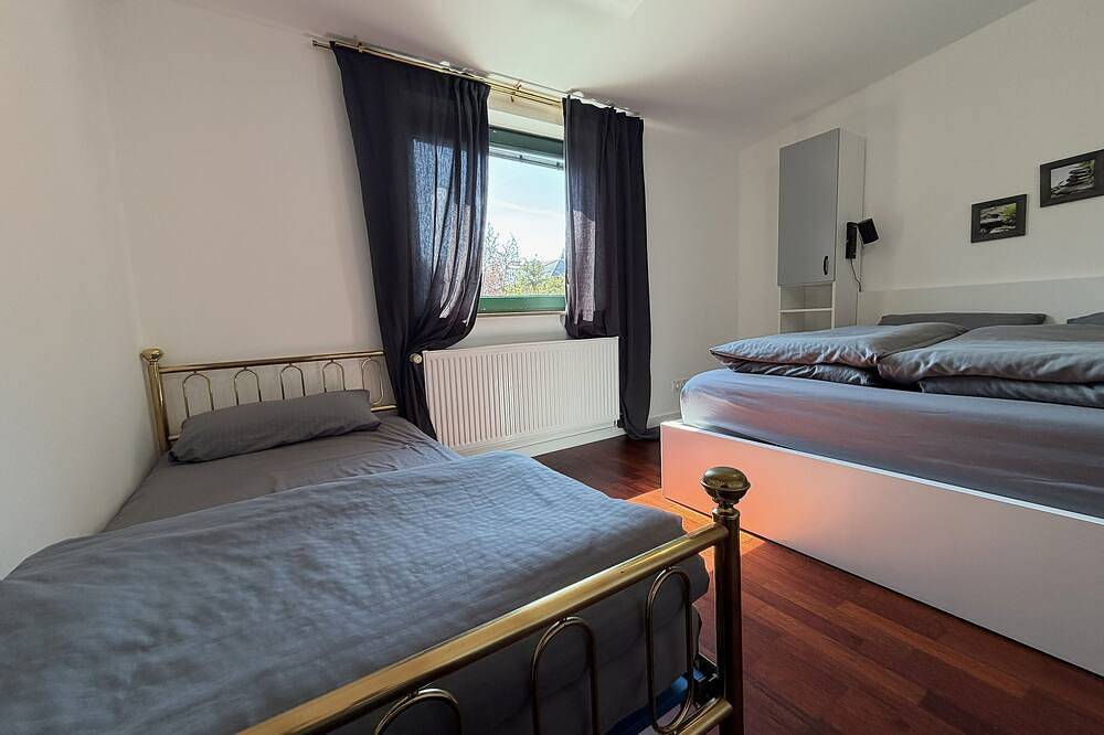 Cityscape Loft Hannover • 216m² • 15 Gäste • großer Tisch • Terrasse in Ricklingen, Hannover