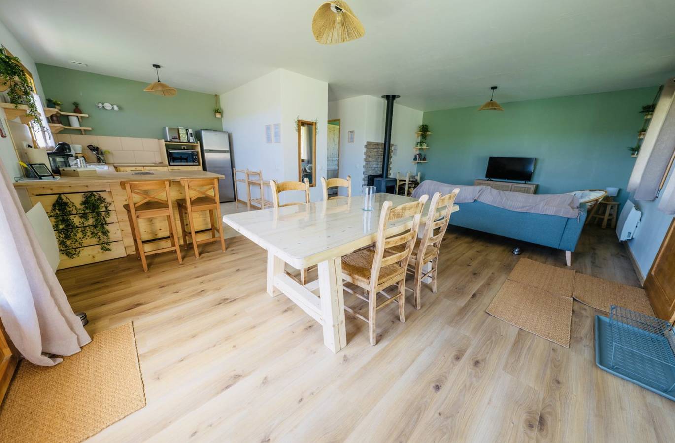 Les Petites Maisons, Bois de Vaujurennes 1 in Paisy-Cosdon, Aube