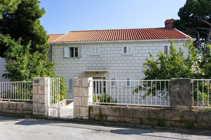 Vacation rental for 2 people, with terrace, kid friendly in Dubrovnik