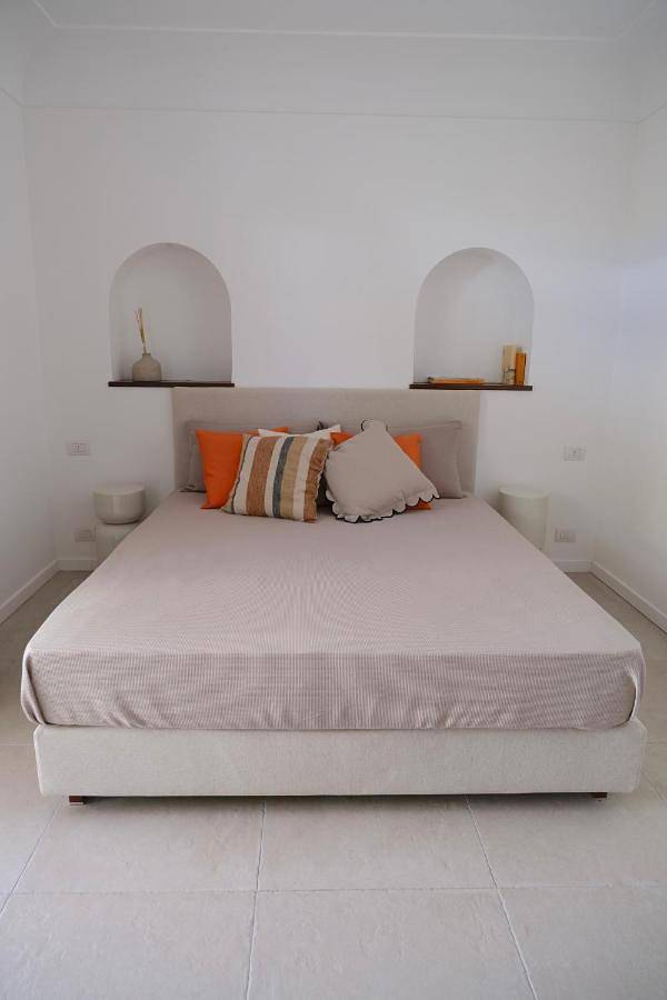 Location de vacances pour 2 personnes, avec terrasse ainsi que jardin et vue, animaux acceptés à Anacapri - 4