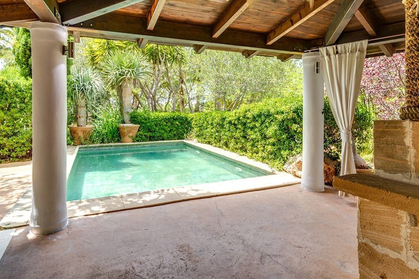 Rural House 'Es Pou De Son Vent' with Private Pool, Terrace & Wi-Fi in Marratxí, West Majorca