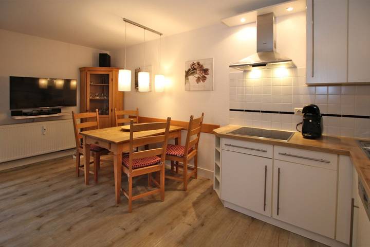 Ganze Wohnung, Ferienwohnung im Zentrum von Wyk, 3- Zimmer auf ca.45m² im Eg in Wyk auf Föhr (Stadt), Wyk auf Föhr