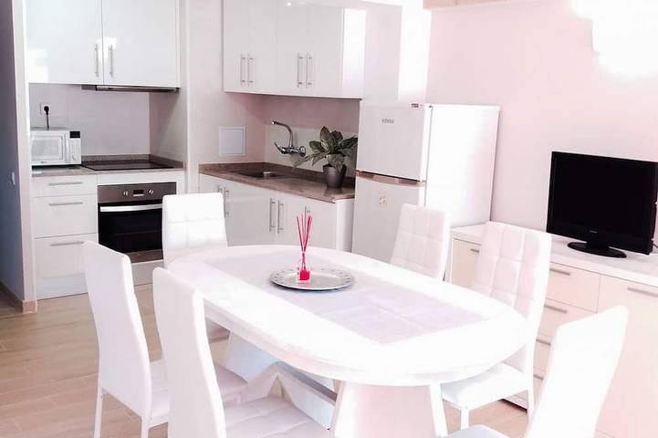 Ferienwohnung für 8 Personen, mit Garten - 1