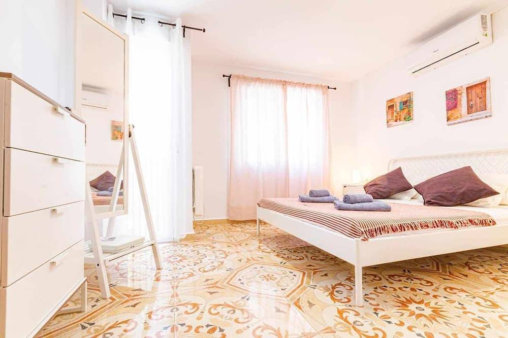 Entire apartment, Suncastle Apartment 1! in El Barrio, Alicante