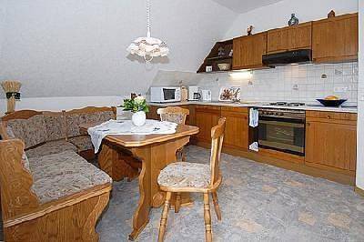 Ganze Ferienwohnung, Appartement an der Küste mit Parkplatz und Terrasse in Dornumergrode, Dornum