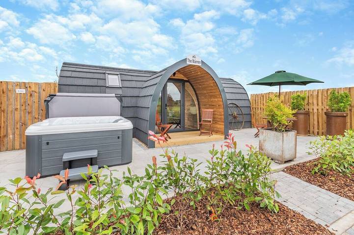 Cottage für 2 Personen, mit Garten und Whirlpool - 1