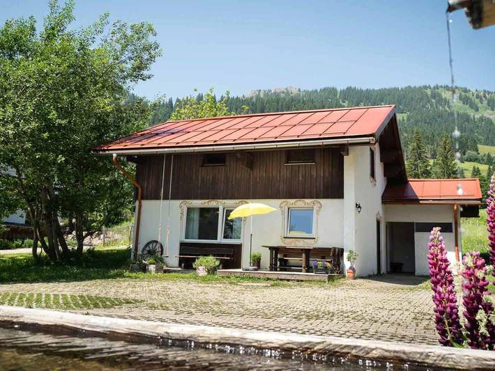 Ferienhaus für 6 Personen, mit Terrasse und Garten - 1