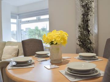 Holiday Rental for 4 People in Llanelli, Carmarthenshire, Photo 3