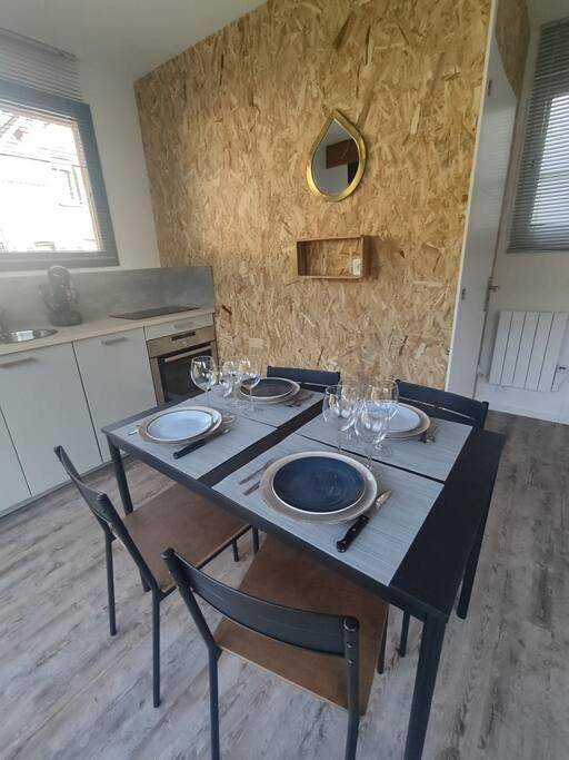Location de vacances pour 4 personnes, avec terrasse et jardin dans Saint-Aubin-Épinay - 2