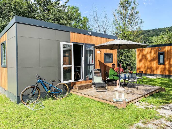 Ferienhaus für 2 Personen, mit Terrasse und Garten in Riedenburg
