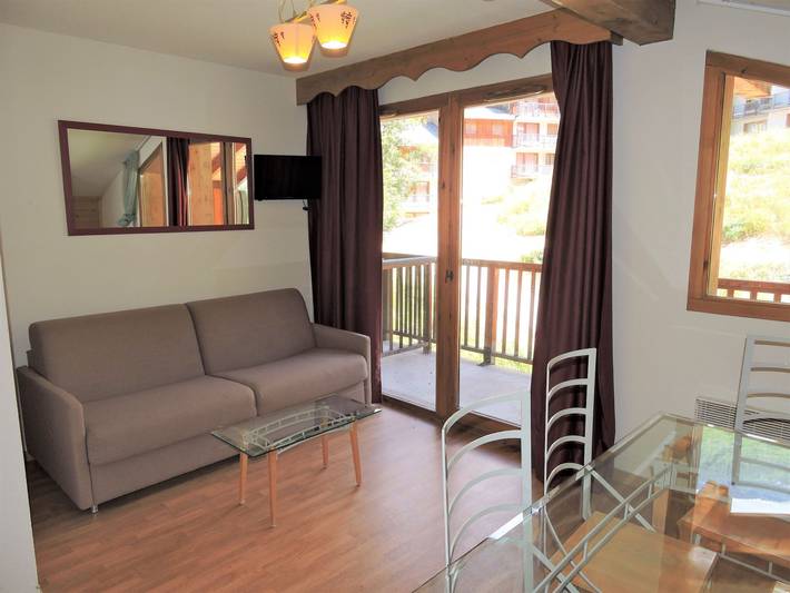 Appartement de vacances pour 6 personnes, avec piscine ainsi que balcon et sauna