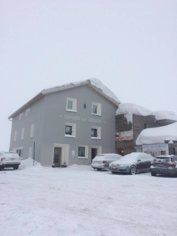 Hotel für 4 Personen, mit Terrasse und Sauna in Bivio
