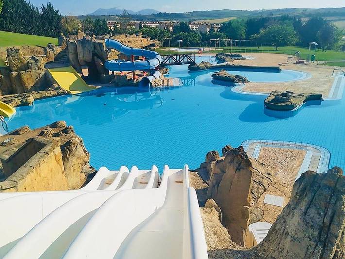 Casa de férias para 8 pessoas, com jardim em Viana (Espanha)