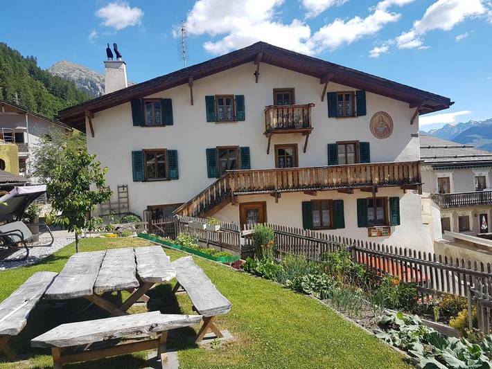 Ferienwohnung für 2 Personen, mit Terrasse und Sauna in Müstair