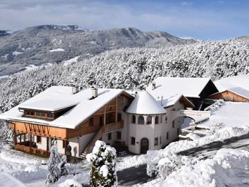 Hütte für 2 Personen, mit Garten und Ausblick sowie Balkon und Sauna, mit Haustier in Südtirol