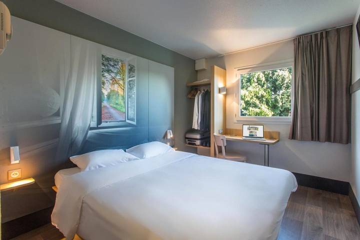 Hôtel pour 4 personnes, avec terrasse et jardin, animaux acceptés à Cuincy - 2