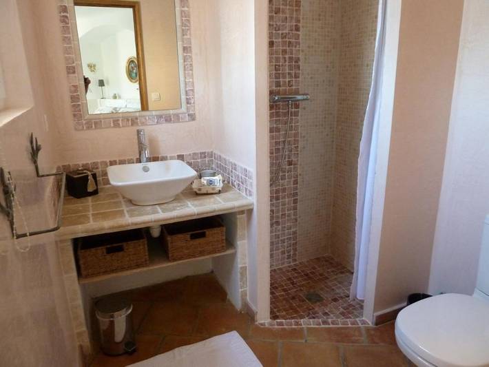 Chambre d’hôte pour 2 personnes, avec jardin ainsi que piscine et vue à Cotignac - 4