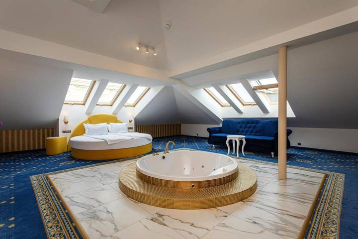 Apartahotel para 2 personas, con Jacuzzi en Cracovia