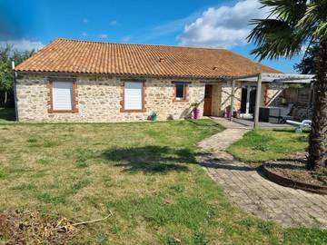 Maison d’hôte pour 2 personnes, avec jardin à Belleville-sur-Vie