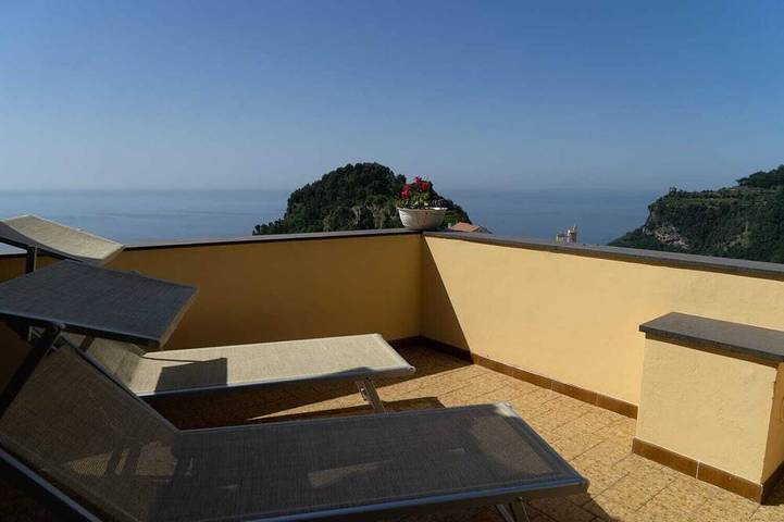 Location de vacances pour 5 personnes, avec piscine à Scala