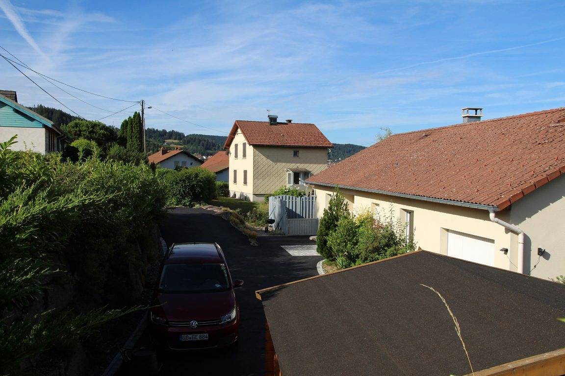 Maison des Érables 3*, max 8 pers +1 bébé, garage, belle terrasse in Gérardmer, Parc naturel régional des Ballons des Vosges
