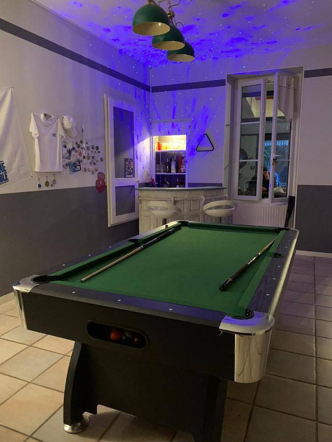 Location de vacances pour 5 personnes, avec terrasse à Chef-Boutonne - 2