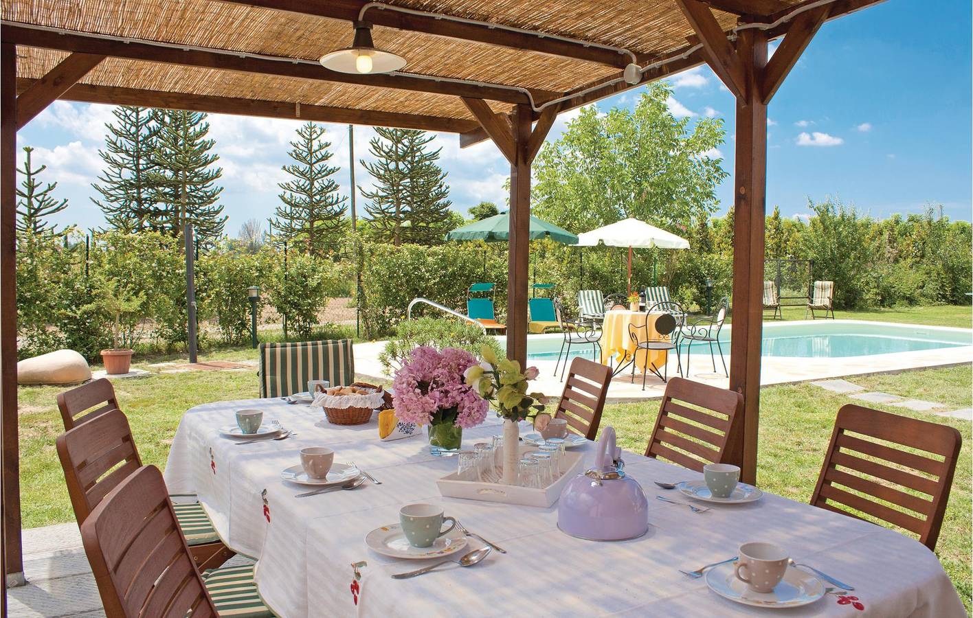 Geräumiges Apartment mit Pool & Parkplatz in der Nähe von Pescia in Ponte Buggianese, Pistoia Provinz