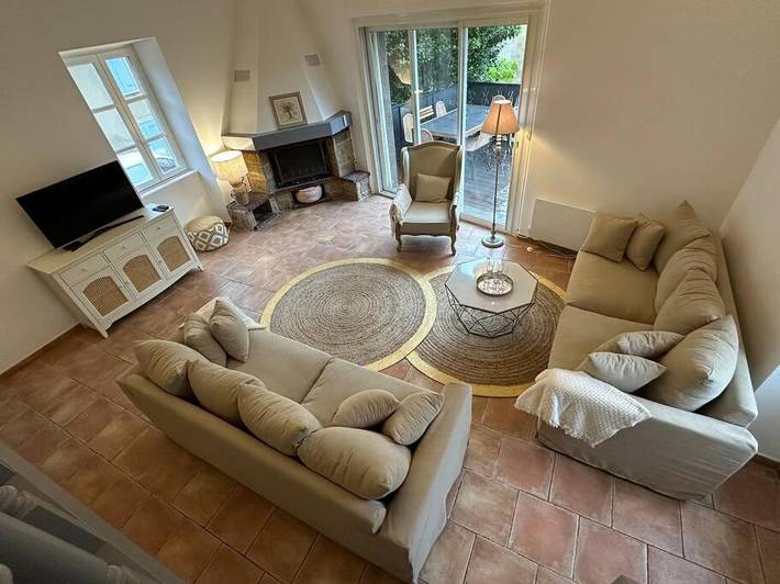 Location de vacances pour 8 personnes, avec piscine ainsi que jardin et vue à Goudargues - 4